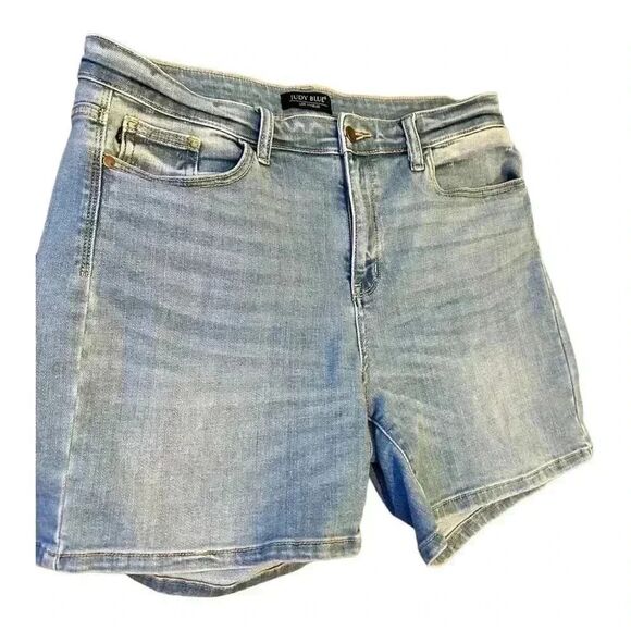 Judy Blue Sky Blue Women's Bermudas - Picture 2 of 6